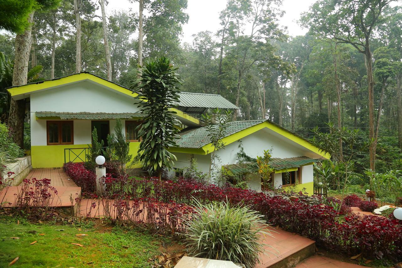 Oyo 4651 Woodpecker Resort Munnar Exterior foto
